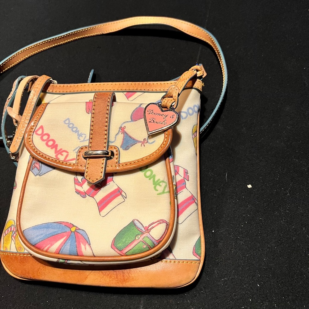 Doone & Bourke purse/multi colored